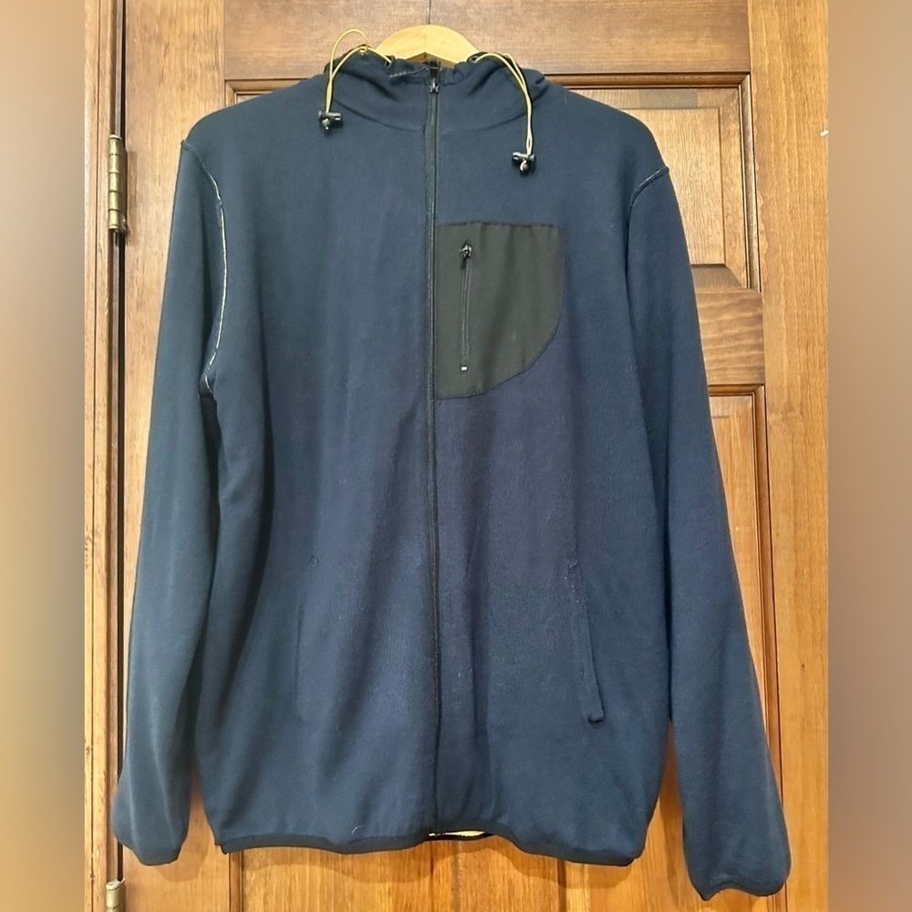 Great Condition! Men’s Amongst Others American Legacy Zip Up Sweater- Navy XL